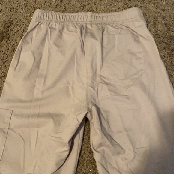 Khaki Grey’s Anatomy by Barco Scrub Pants - Picture 3 of 4